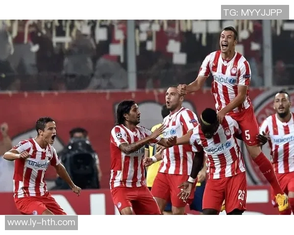 阿尔瓦雷斯谈与巴萨传闻：我的重心是在马竞赢得胜利